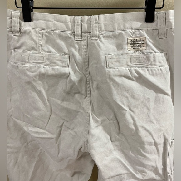 Columbia Pants Women's Beige Straight Leg Khaki Hiking Pants  (29 x 31) - Picture 4 of 11